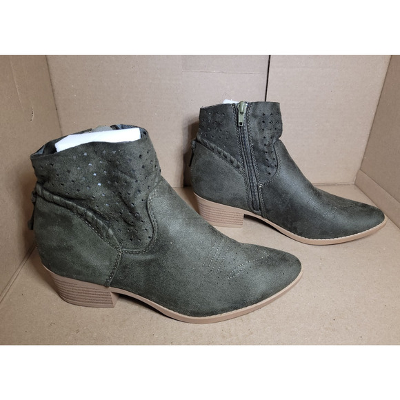 Soda Womens Olive Green Western Ankle Booties Size 7 - Picture 1 of 6